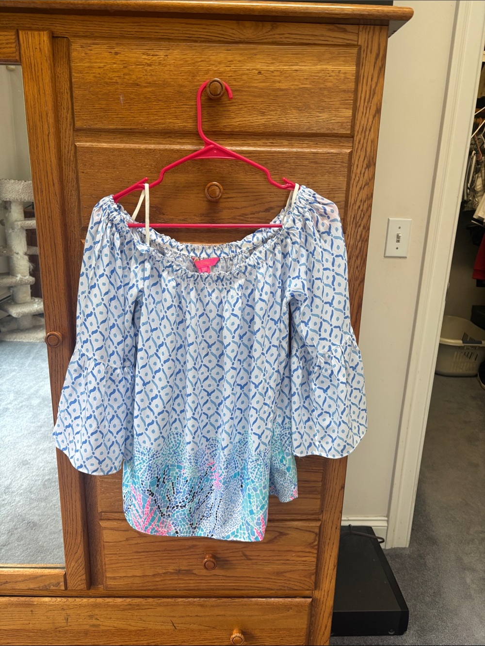 Lilly Pulitzer Blue & White Off-Shoulder Blouse with Aqua and Pink Hem